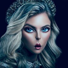 Efecto Caricatura. Un progetto di Fotografia, Design, Graphic design, Postproduzione fotografica, Collage, Ritocco fotografico, Fotografia di ritratto, Arte concettuale e Fotografia digitale di Victoria Puerto Gallardo - 08.06.2022