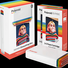 Polaroid Hi-Print . Un progetto di E-commerce, Fotografia, Management, produttività, Marketing e Content marketing di Jessica Lopez - 09.06.2022