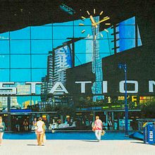 Rotterdam Central Station, Mijn project van de cursus: Inleiding tot fotorealisme met olieverf. Projekt z dziedziny  Sztuki piękne,  Malarstwo, R, sunek realist, czn i Malarstwo olejowe użytkownika Ruud van Unen - 09.06.2022