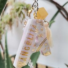 Llaveros personalizados Amankay. Un projet de Artisanat, Design de bijoux , et Créativité de Daniela Moyano - 11.06.2022