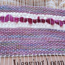 My project for course: Handweaving Techniques for Contemporary Rug Design. Design de acessórios, Artesanato, Decoração de interiores, Tecido, Tecelagem, e Design têxtil projeto de Ava Vee - 13.06.2022