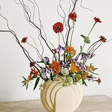 My project for course: Floral Decoration: Joyful and Colorful Compositions. Un projet de Design d'intérieur, Pa, sagisme, Décoration, DIY , et Art floral et végétal de Sara - 14.06.2022