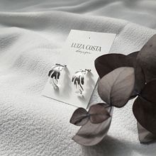 Meu projeto do curso: Introdução a técnicas de joalheria em metal. Un progetto di Design di accessori, Artigianato e Design di gioielli di Luiza Costa - 14.06.2022