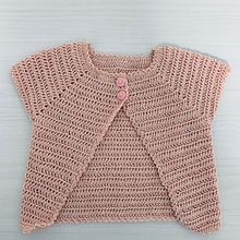 comodidad y suavidad para el bebe. Un proyecto de Crochet, Diseño de moda, Tejido, DIY y Diseño textil de Auxi Estelles - 16.06.2022