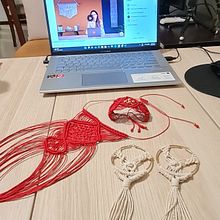 Mi proyecto del curso: Joyería en macramé. Un progetto di Artigianato, Design di gioielli, Fiber Art, Macramè e Textile Design di caromefra - 16.06.2022