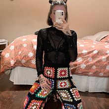 Granny Square Pants . Projekt z dziedziny Projektowanie mod,  Tkactwo, DIY, Sz, dełkowanie, Wzornictwo tekst i liów użytkownika Fer Pérez Veyl - 22.06.2022