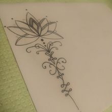 Mój projekt z kursu: Wprowadzenie do tatuowania. Traditional illustration, Tattoo Design, and Botanical Illustration project by Zosia Minasz - 06.24.2022