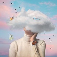 Cloud in my head. Photograph, Advertising, Art Direction, Photo Retouching, Portrait Photograph, Digital Marketing, Fine-Art Photograph, Instagram, and Audiovisual Post-production project by Olivia Mellado - 06.25.2022