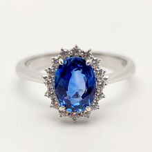 Modelado de anillo en Rhinoceros 3D. Un proyecto de 3D, Diseño de jo y as de Carolina Gómez Alemany - 01.05.2022