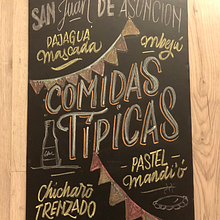 Mi proyecto del curso: Diseño y aplicación de lettering sobre pizarra para una fiesta de San Juan en Asunción.. Un proyecto de H, lettering y Lettering de Lorena Duarte - 28.06.2022