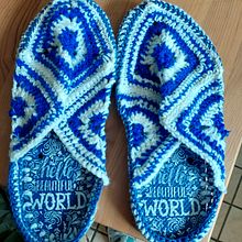 My slippers. Projekt z dziedziny Projektowanie mod,  Tkactwo, DIY, Upc, cling, Sz, dełkowanie, Wzornictwo tekst i liów użytkownika clarenicheall - 28.06.2022
