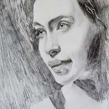 My project for course: Fundamentals of Portrait Drawing with Pencil. Un progetto di Belle arti, Disegno a matita, Disegno, Disegno realistico e Disegno artistico di reillo.alex - 28.06.2022