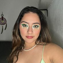 Mi proyecto del curso: Introducción a las técnicas profesionales de maquillaje. Un progetto di Cinema, video e TV, Direzione artistica, Fashion design e Fotografia di moda di selmayanez - 24.06.2022