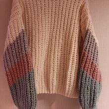 Mi proyecto del curso: Crochet: crea prendas con una sola aguja. Fashion Design, Fiber Arts, DIY, Crochet, and Textile Design project by constanza_gonzalez_guzman - 06.28.2022