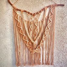 Mi proyecto del curso: Introducción al tapiz de macramé. Accessor, Design, Arts, Crafts, Fiber Arts, Macramé, and Textile Design project by Yocelyn Bugueño Patiño - 06.28.2022