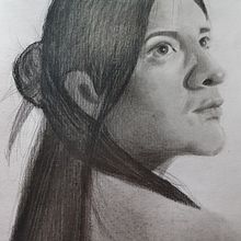 Mi proyecto del curso: Retrato realista con lápiz de grafito. Projekt z dziedziny Trad, c, jna ilustracja,  Sztuki piękne, Sketching, R, sunek ołówkiem,  R, sunek, Portret, R, sunek realist, czn,  R, sunek art, st, czn, R i sunek anatomiczn użytkownika Mónica Alejandra Ramírez Artunduaga - 30.06.2022