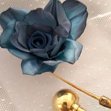 Rosa de seda , pintada a mano . % Esther Minerva Lopez tarafından hazırlanan Sanat ve El Sanatları projesi - 07.02.2022