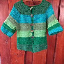 Mi proyecto del curso:  Top-down: prendas a crochet de una sola pieza. Fashion Design, Fiber Arts, DIY, Crochet, and Textile Design project by gisella suárez - 07.03.2022