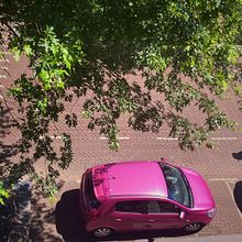 My project for course: Street Photography with Your Phone: Color and Composition. Photograph, Social Media, Mobile Photograph, Outdoor Photograph, Documentar, Photograph, Lifest, and le Photograph project by Elisabeth - 07.08.2022