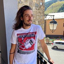 CupMan - T-Shirt. Projekt z dziedziny Design i Grafika wektorowa użytkownika Jaume Porta - 11.07.2022