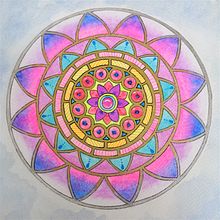 Mandalas varios. Un progetto di Disegno e Illustrazione con inchiostro di Paula Fuentes Pereira - 13.07.2022