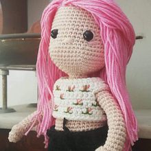 Il mio progetto del corso: Amigurumi: crea vestiti, acconciature e complementi. Un progetto di Artigianato, Design di giocattoli, Fiber Art, Uncinetto, Amigurumi e Textile Design di Monica salodini - 15.07.2022