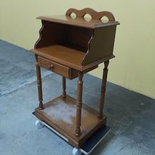 Meu projeto do curso: Restauração e transformação de móveis para iniciantes. Un progetto di Artigianato, Design e creazione di mobili, Interior design, DIY, Falegnameria , Upc e cling di Ana Pinto - 17.07.2022