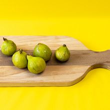 Fruta de cosecha natural para vender online. ¡Rico, rico!. Photograph, Product Photograph, Photographic Lighting, Digital Photograph, and Food Photograph project by Manuel Taboada - 07.17.2022