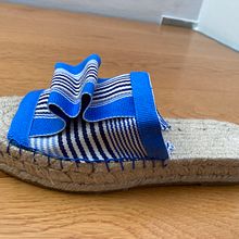 Mi proyecto del curso: Diseño y confección de alpargatas. Een project van Ontwerp van accessoires, Craft, Schoenenontwerp y Textiel van mc_bowersmartinez - 17.07.2022