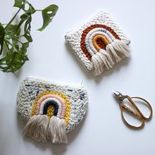 Les pochettes . Een project van Ontwerp van accessoires, Craft, Punch needle y Textiel van Bérénice Robert - 18.07.2022