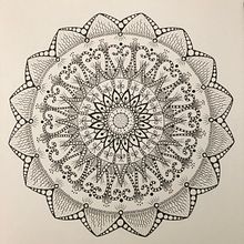 My project for course: The Art of Mandala Drawing: Create Geometric Patterns. Un progetto di Disegno e Illustrazione con inchiostro di Karen West - 22.07.2022