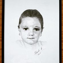 Mi proyecto del curso: Retrato artístico al carboncillo: creando atmósferas. Traditional illustration, Fine Arts, Drawing, Portrait Drawing, Realistic Drawing, and Artistic Drawing project by Yolanda Lss - 07.23.2022