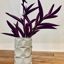 My project for course: Geometric Handmade Molds: Design 3D-faceted Objects. Design, Accessor, Design, Arts, Crafts, Fine Arts, Interior Design, Decoration, Interior Decoration, and DIY project by Lisa Woods - 07.22.2022