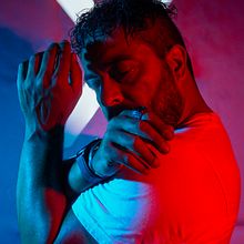 Mental space... Il mio progetto del corso: Fotografia da studio: colori ed effetti luce. Un proyecto de Fotografía, Fotografía de retrato, Iluminación fotográfica, Fotografía de estudio, Fotografía digital y Fotografía artística de Stefano Assisi - 27.07.2022
