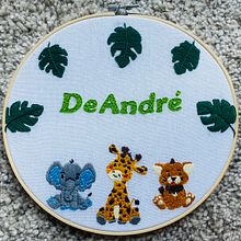 Baby. Embroider project by Astrid Jimenez - 07.29.2022