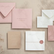 Aurora~. Een project van Ontwerp van briefpapier y Printen van Natalia Otalora - 02.08.2022