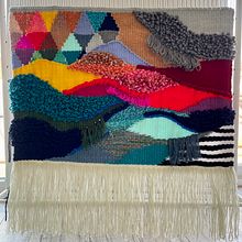 My project for course: Introduction to Frame Loom Tapestry. Accessor, Design, Decoration, Fiber Arts, Weaving, and Textile Design project by Светлана Огурцова - 08.03.2022