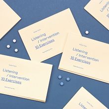Listening Intervention/10 Exercises. Een project van Traditionele illustratie, Redactioneel ontwerp, Grafisch ontwerp, Vectorillustratie y Printen van Atto - 03.08.2022