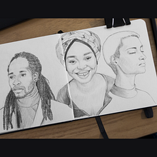 My project for course: Portrait Sketchbooking: Explore the Human Face. Un progetto di Bozzetti, Disegno, Disegno di ritratti, Disegno artistico e Sketchbook di Frédérique Braem - 03.08.2022