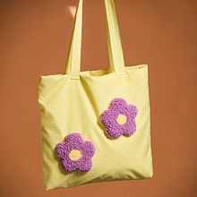 Mi proyecto del curso: Bordado XL con aguja mágica. Embroider, Decoration, Punch Needle, and Textile Design project by Lisbeth Farfán Chávez - 08.05.2022