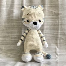 Mi proyecto del curso: Diseño de amigurumis: crea personajes de crochet. Un proyecto de Artesanía, Tejido, Art to, Creatividad con niños, Crochet y Amigurumi de Anna Marisa - 07.08.2022
