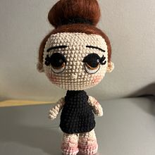Mi proyecto del curso: Amigurumis: personas tejidas a crochet. Arts, Crafts, To, Design, Fiber Arts, Crochet, Amigurumi, and Textile Design project by Daniella Serna Vera - 08.09.2022