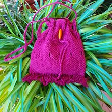 Il mio progetto del corso: Tecniche di macramè rotondo. Projekt z dziedziny Craft,  Dekoracja wnętrz,  Tkactwo, Makrama, Wzornictwo tekst i liów użytkownika Maria Teresa Vittoria Valente - 09.08.2022