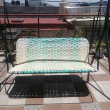 Mi proyecto del curso: Tejido en cordón de PVC. Un projet de Artisanat, Design, Fabrication de mobilier, Design d'intérieur, Décoration, Art textile, Upc, cling, Tissage , et Design textile de Maetzy L. Suárez Pérez - 10.08.2022