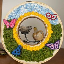 Mi proyecto del curso: Bordado en doble bastidor con puntadas en relieve. Un proyecto de Bordado y Diseño textil de Aida Velázquez - 08.08.2022