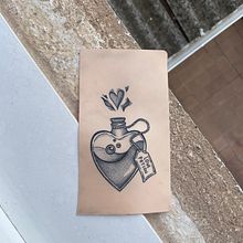Mi proyecto del curso: Técnicas de tatuaje blackwork con línea fina. Tattoo Design project by violetaml1998 - 08.10.2022