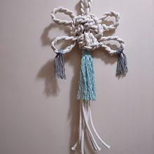 Mi proyecto del curso: Muestrario de nudos de macramé. Un progetto di Design di accessori, Artigianato, Fiber Art, Macramè e Textile Design di d_ebbieg - 15.08.2022