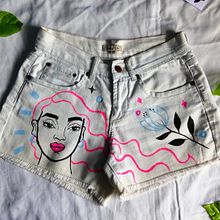 Mi proyecto del curso: Introducción a la pintura a mano sobre prendas!. Arts, Crafts, Painting, DIY, Upc, cling, and Textile Design project by Karo Montero - 08.14.2022