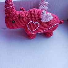 Mijn project van de cursus: Amigurumi's ontwerpen en creëren. Arts, Crafts, To, Design, Fiber Arts, DIY, Crochet, Amigurumi, and Textile Design project by Kim Gijbels - 08.15.2022