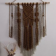 Meu projeto do curso: Introdução ao macramê: criação de um tapete decorativo. Design de acessórios, Artesanato, Design de interiores, Decoração de interiores, Tecido, Macramê, Design têxtil, e Criatividade projeto de Eliane Paniago - 16.08.2022